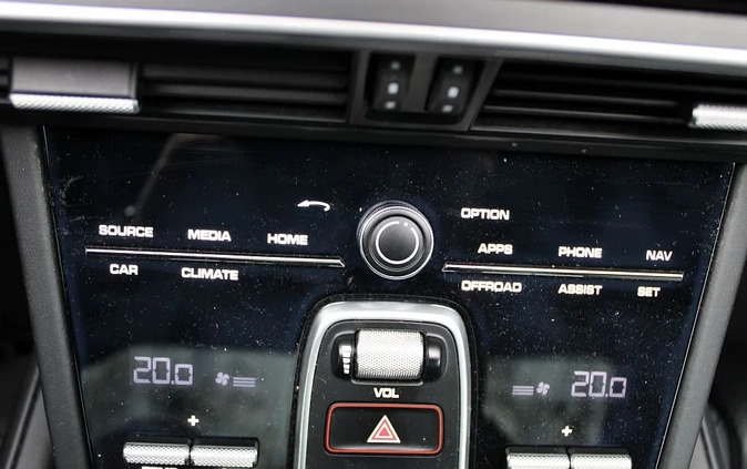 Porsche Cayenne cena 289900 przebieg: 59700, rok produkcji 2018 z Obrzycko małe 781